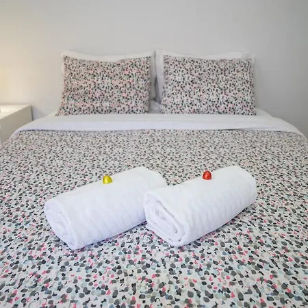 Mare Alta Alojamentos Apartamento Peniche