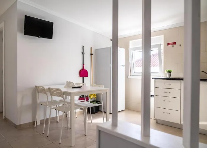 Maré Alta Alojamentos * Peniche